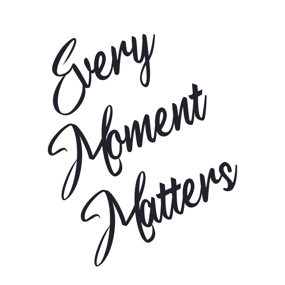 Dekorativni Drveni Zidni Ukras 'Every Moment Matters' u Crnoj Boji slika 2