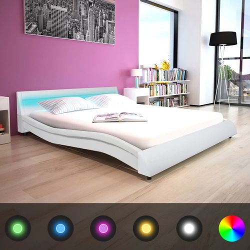 Krevet od umjetne kože s madracem LED bijeli 160 x 200 cm slika 36