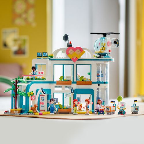 LEGO® FRIENDS 42621 Bolnica u Heartlake Cityju slika 2