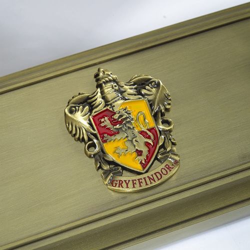 NOBLE COLLECTION - HARRY POTTER - WAND STAND - GRYFFINDOR slika 3