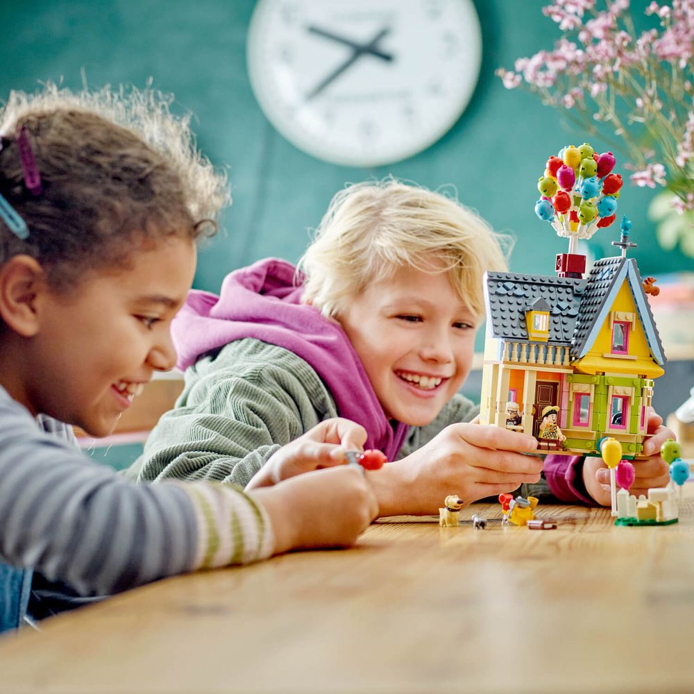 LEGO 43217 Up House slika 3