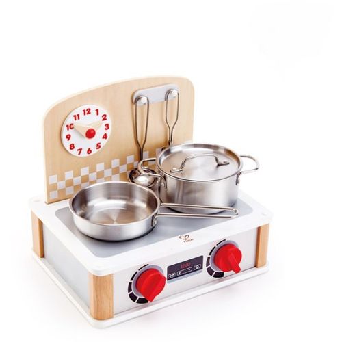 Hape Drveni šporet sa setom metalnog posuđa Kitchen & Grill Set E3151A slika 2