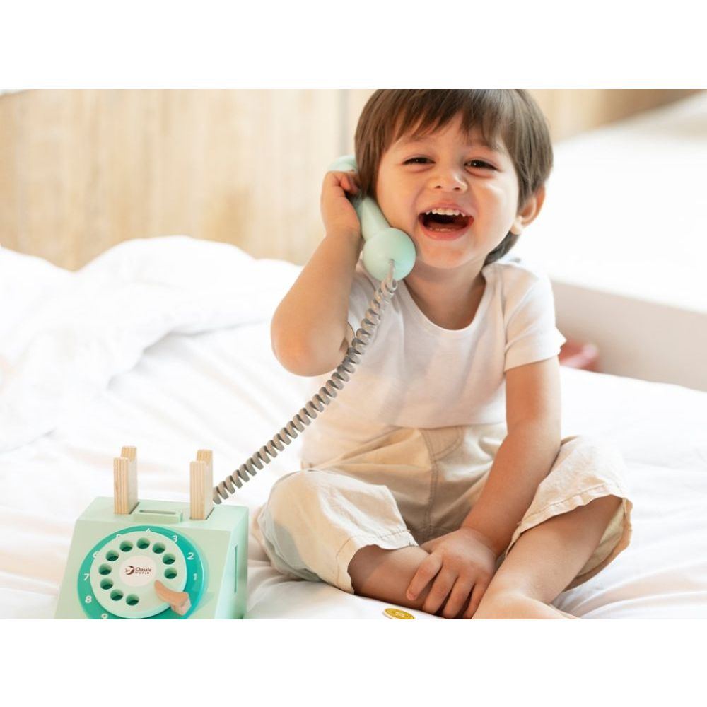 Classic world klasični drveni telefon za djecu 4 kom. slika 15