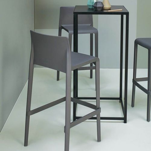 Dizajnerske polubarske stolice — by ARCHIVOLTO • 2 kom. slika 6