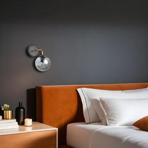 Pablo Siyah Füme Camlı Aplik Black
Fume
Gold Wall Lamp