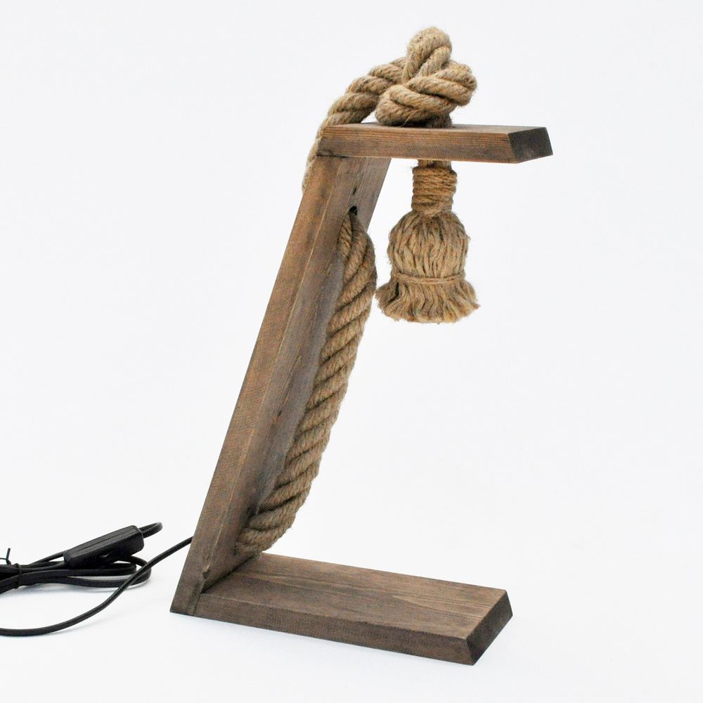 PP166 Lampa za sto od orahovog drveta slika 7