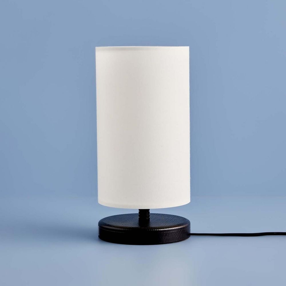 AYD-3439 Bijela i Crna Stolna Lampa slika 1
