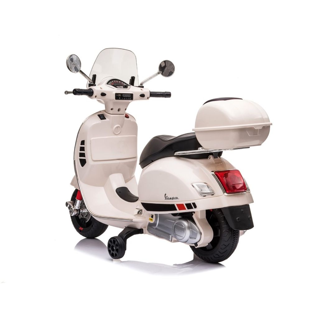 Chipolino Motor na akumulator Vespa GTS Super White ELMVE0252WH  slika 4