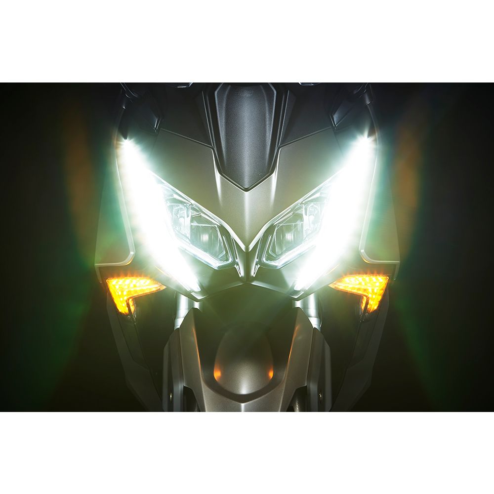 Motor - skuter Kymco AK 550 Premium - 550cc slika 11