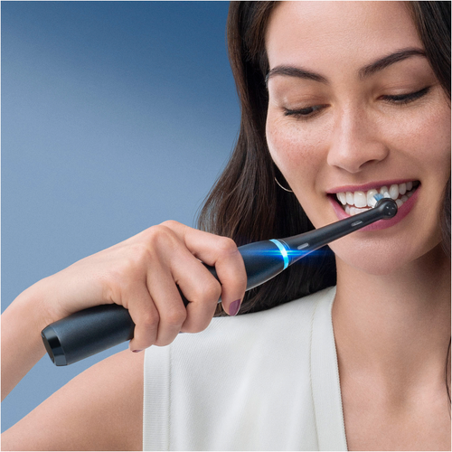 Oral-B iO7 Black Električna četkica za zube slika 3