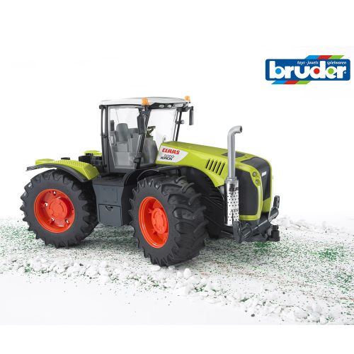 Bruder traktor slika 2