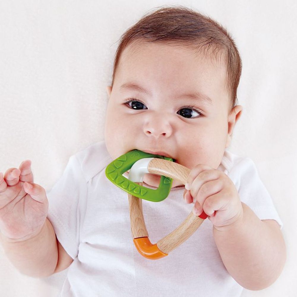 Hape Glodalica Double Triangle Teether E0018A  slika 2