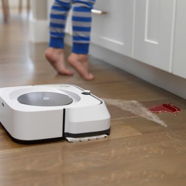 iRobot® Braava® m6 - Robot za pranje poda za čiste podove i svež dom svaki dan.