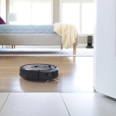 iRobot® Roomba® i7150 - pun kapacitet za najbolje usisavanje