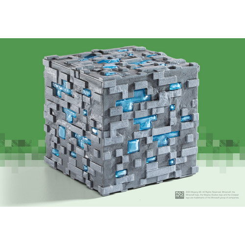 NOBLE COLLECTION – MINECRAFT – ILLUMINATING DIAMOND ORE slika 2