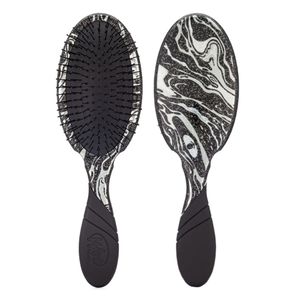 WetBrush Mineral Sparkle Charcoal