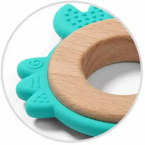 BabyOno Silikonsko drvena grickalica za zube Rak, Mint slika 2