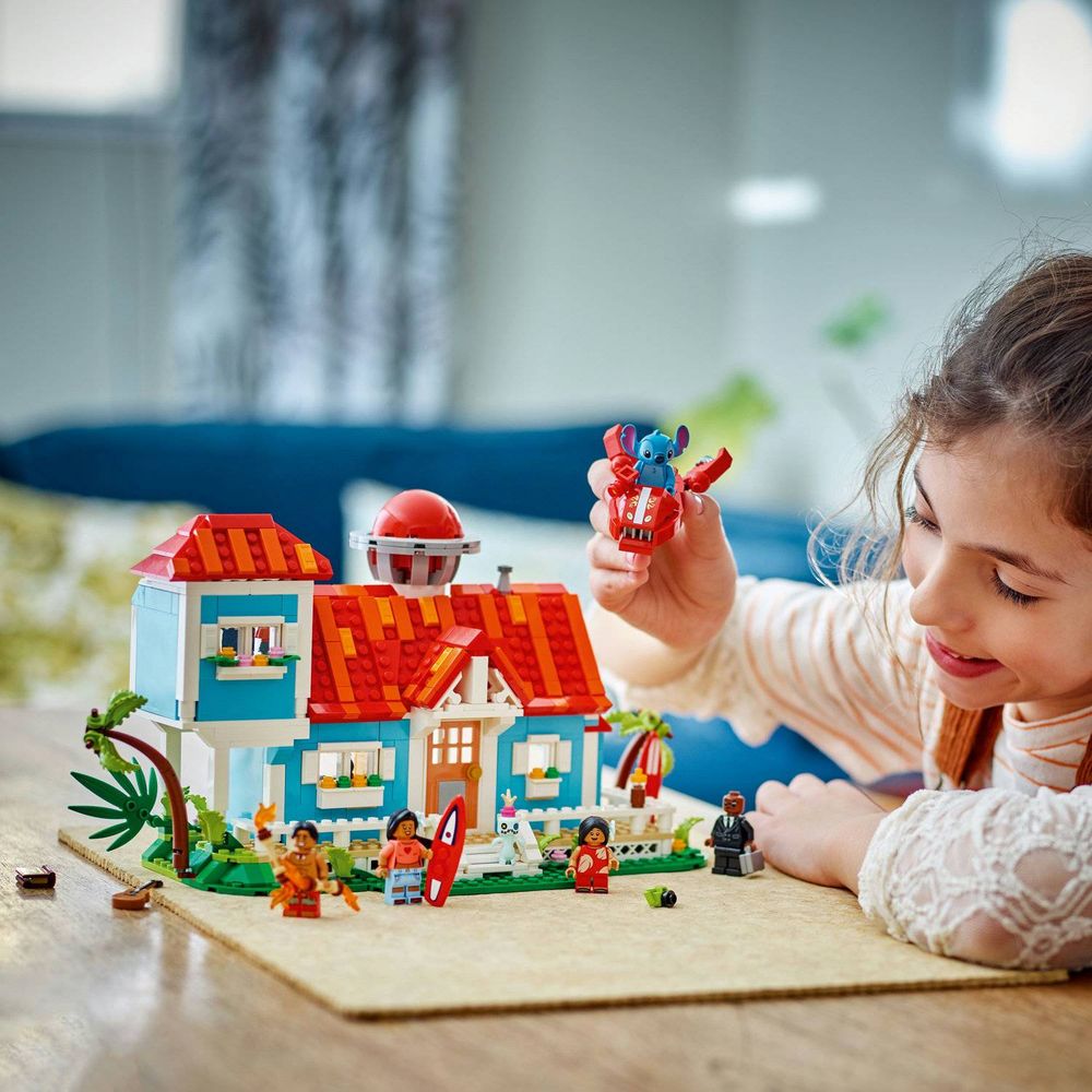 LEGO 43268 Lilo i Stitch Kuća na plaži slika 8