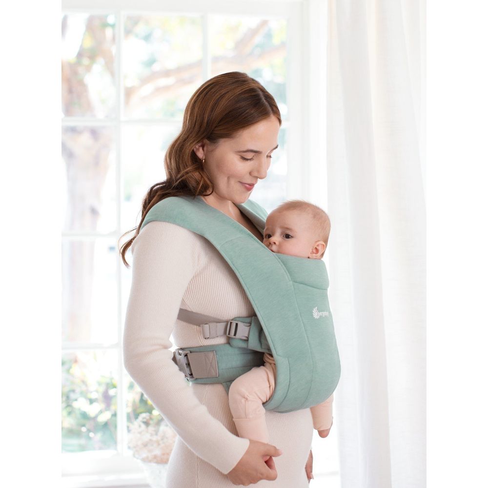 Ergobaby Embrace nosiljka Jade slika 10