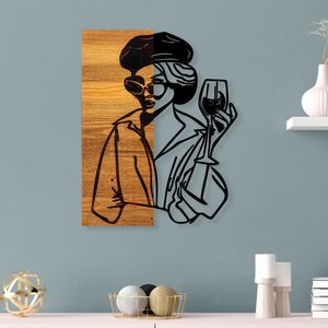 Dekorativni Drveni Zidni Ukras 'Woman 2 Black' sa Orasima