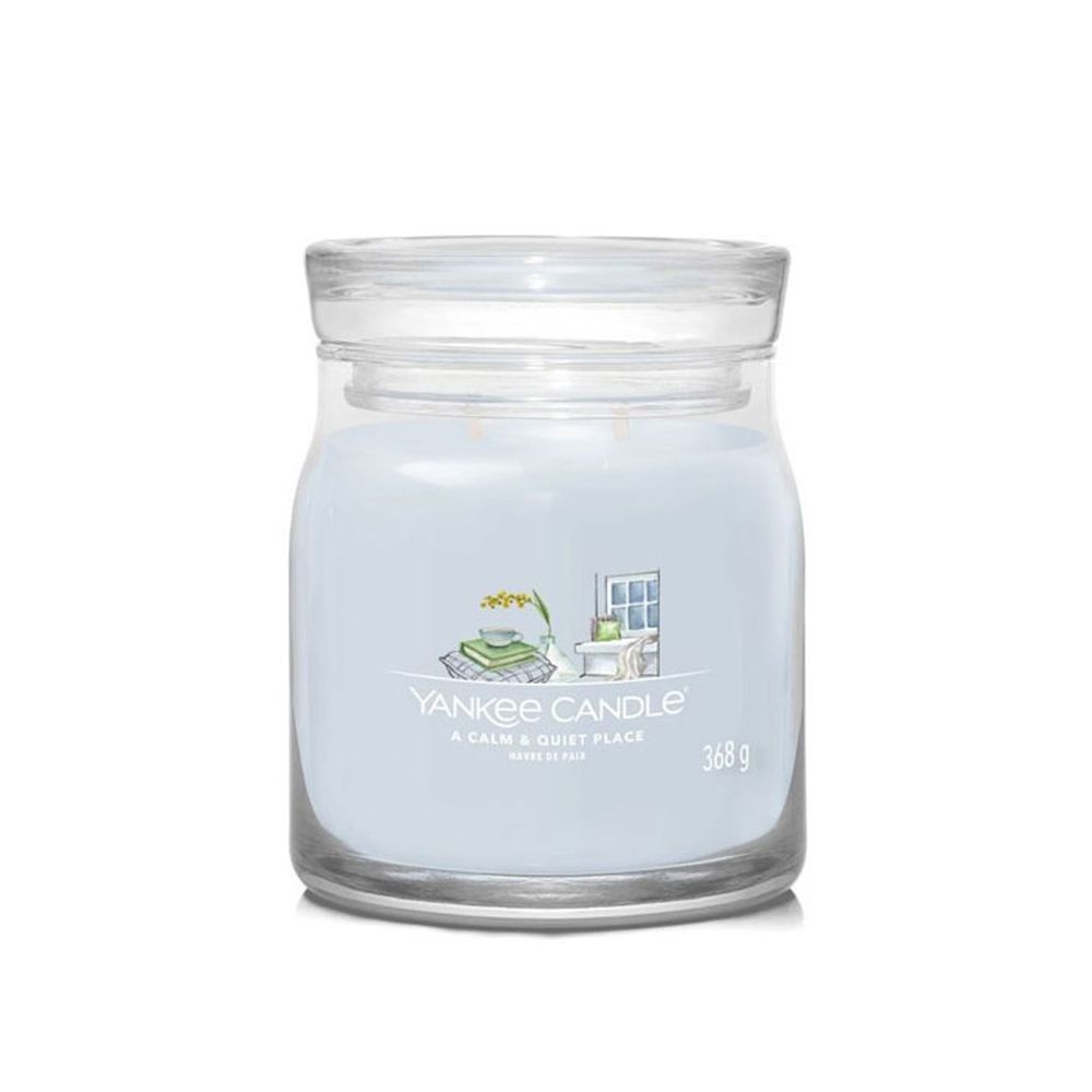 Mirisna svijeća M, A Calm &amp; Quiet place. Yankee Candle slika 1