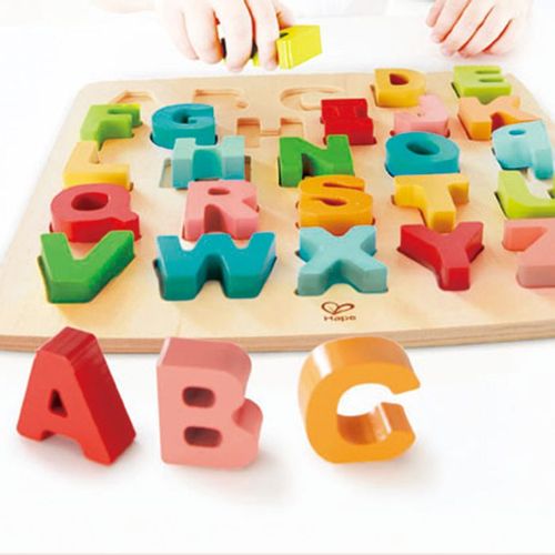 Hape Drvena slagalica Chunky Alphabet Puzzle E1551A  slika 2