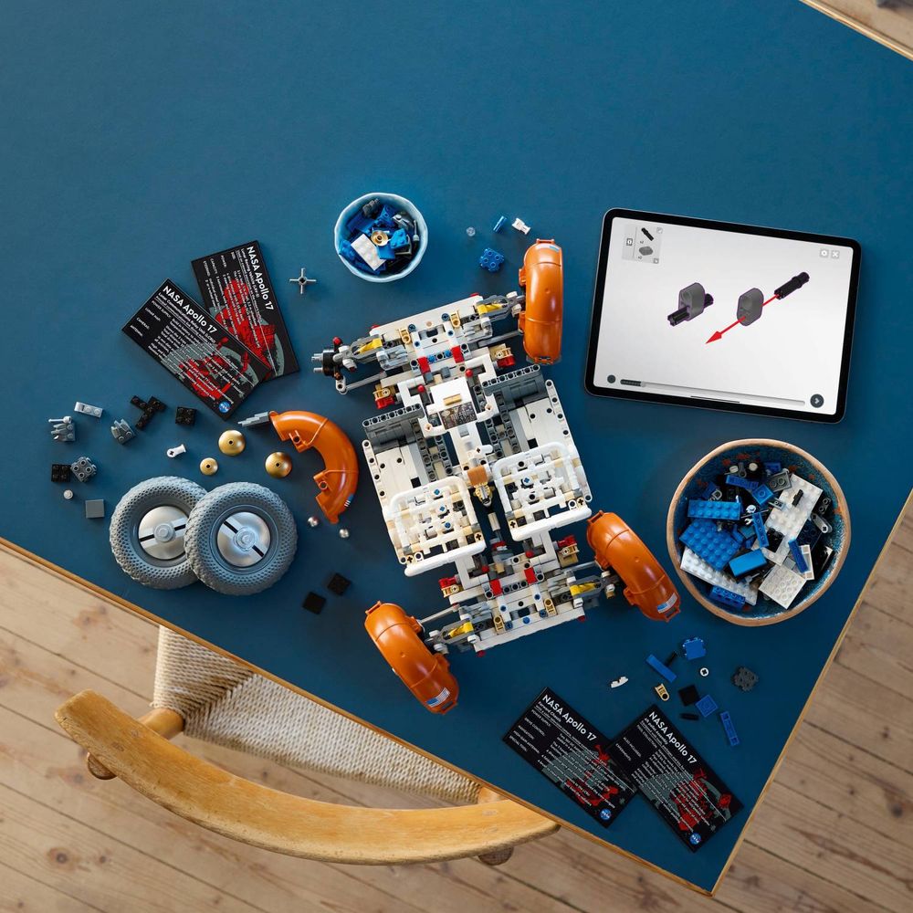 LEGO 42182 NASA Apollo LRV slika 12