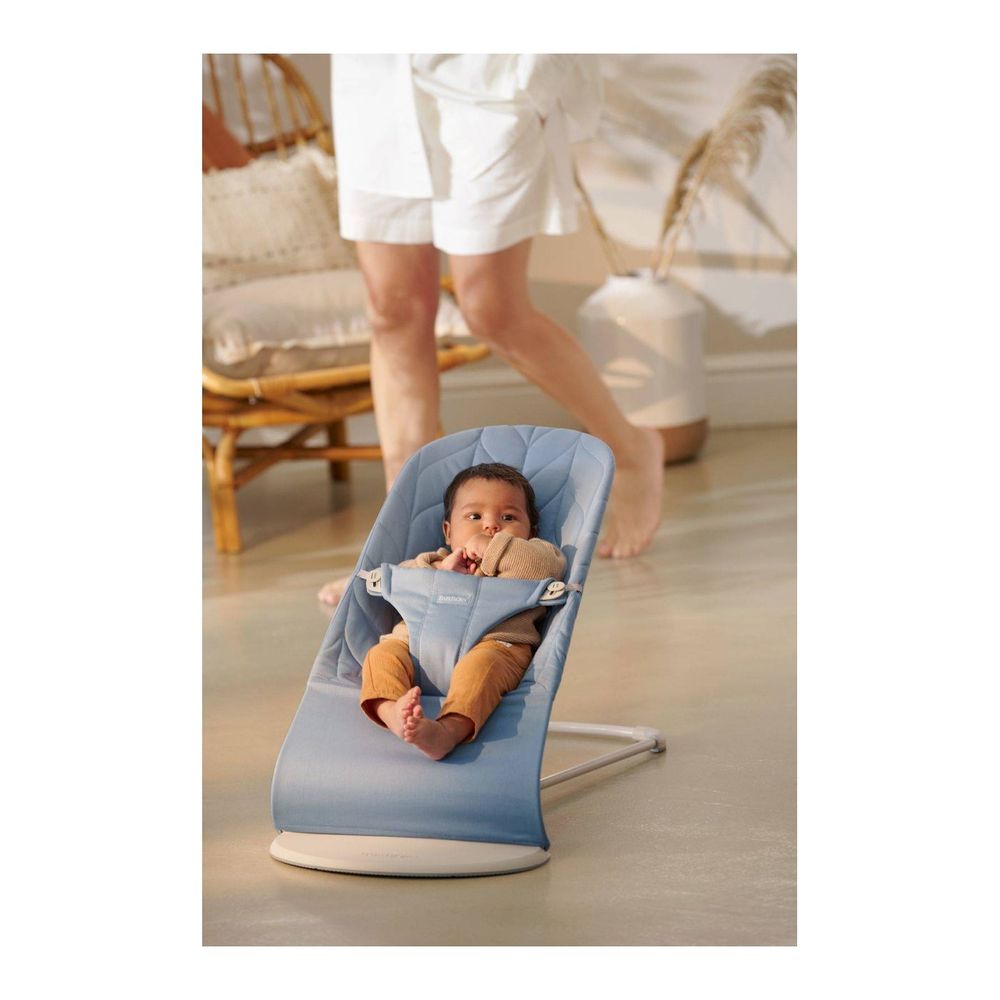 Babybjörn Ležaljka za bebu Bouncer Bliss Woven, Plava slika 3