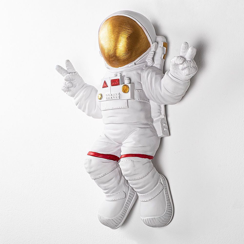 Astronaut u Položaju Mira - Dekorativni Zidni Ukras od Bijelog Zlata slika 8