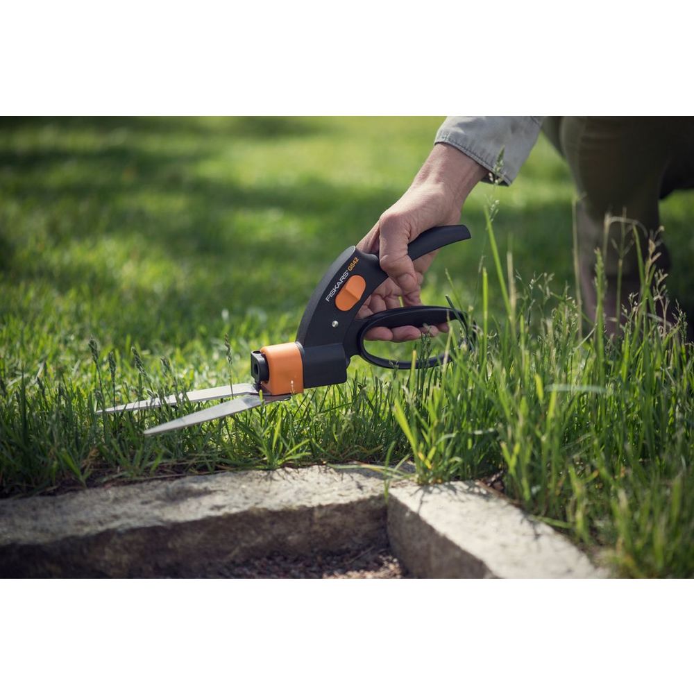 Fiskars 113680 Makaze za travu 322 mm slika 4