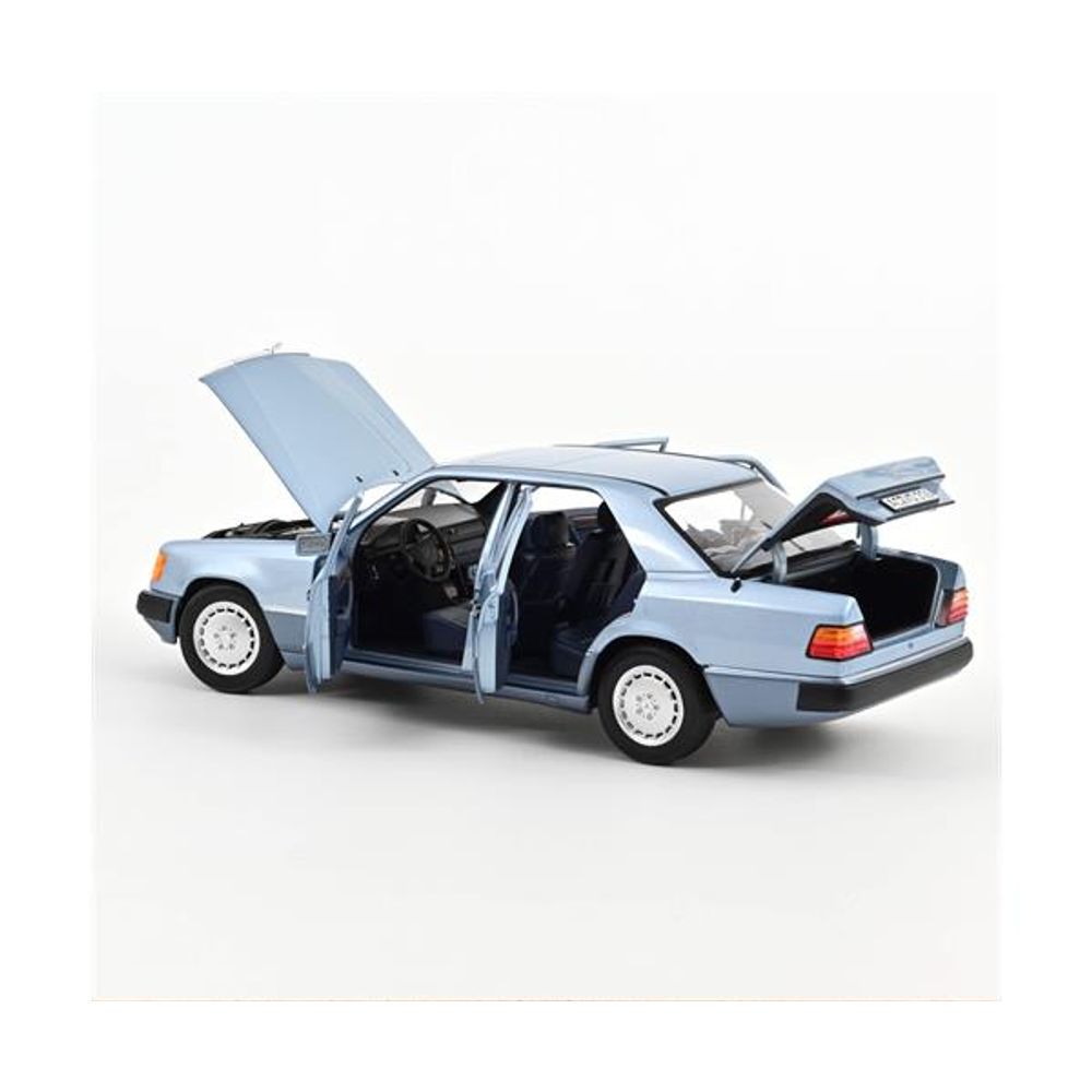 Norev Mercedes-Benz 230E W124 1990 Light Blue Metallic 1:18 slika 2