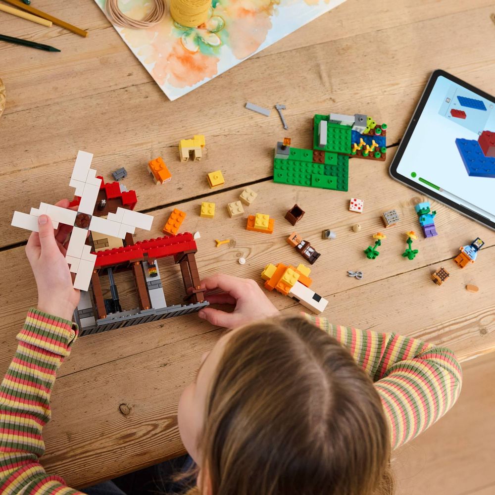 LEGO 21262 Farma sa vjetrenjačam slika 9