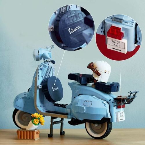 Lego Icons 10298 Vespa 125 Playset slika 4