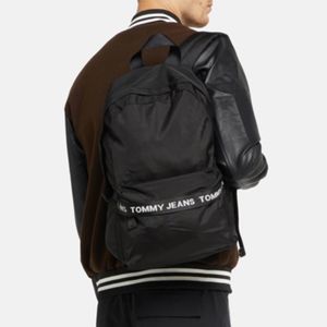 Dizajnerski ruksak — TOMMY HILFIGER • Poklon — ruksak CHAMPION