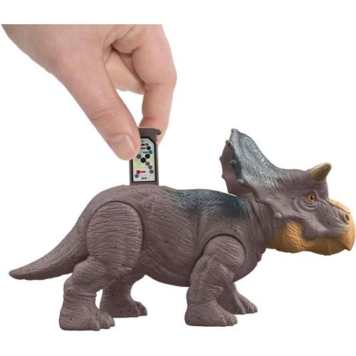 Jurassic World Nasutoceratops slika 7