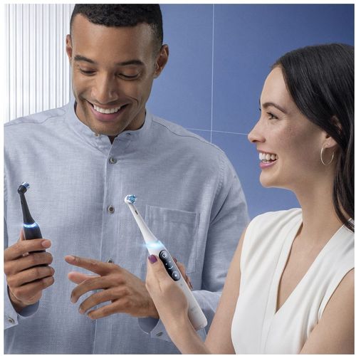 Oral-B električna četkica iO8 BLACK ONYX slika 8