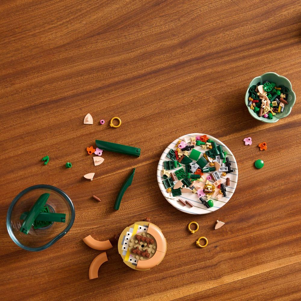 LEGO 10343 Mini orhideja slika 7