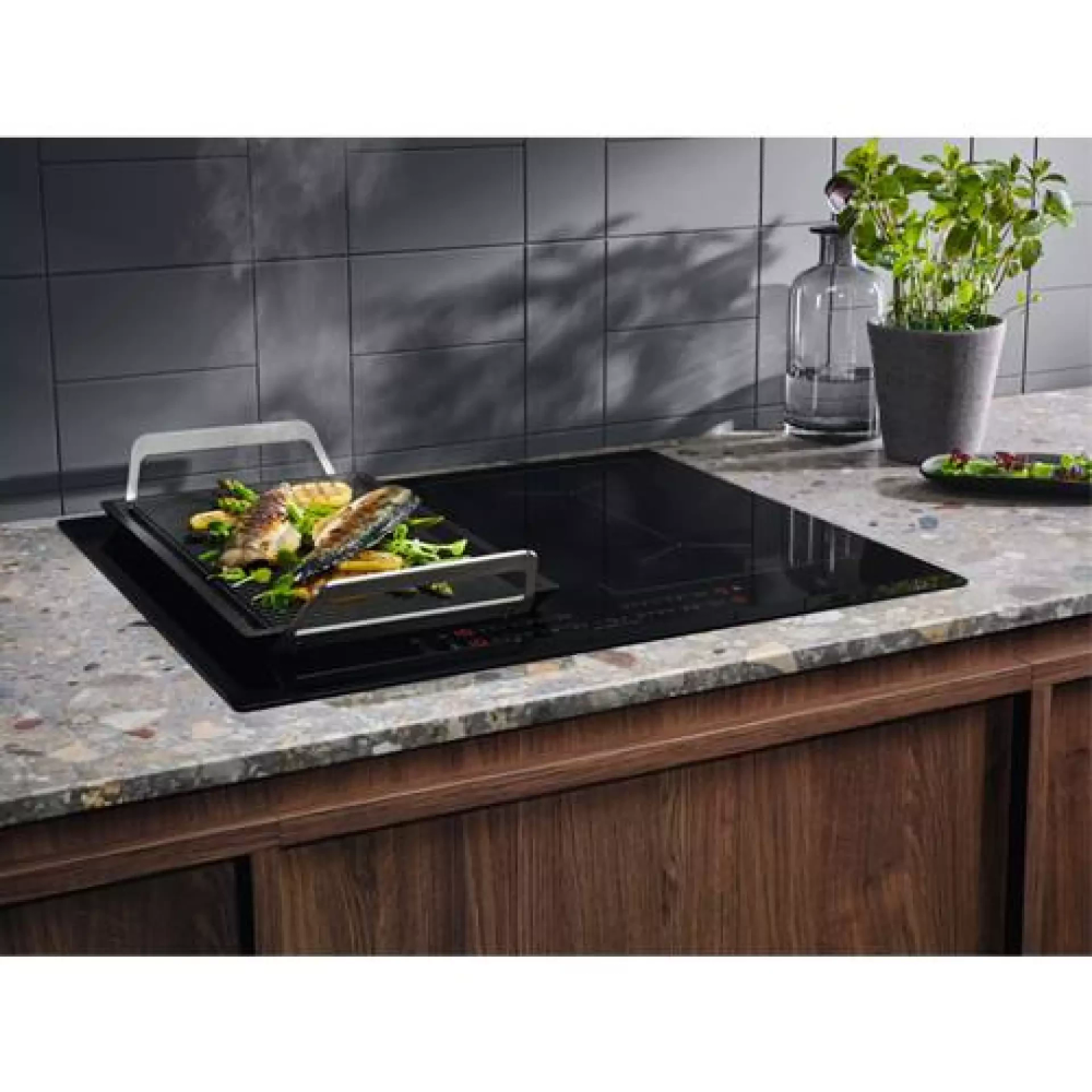 ELECTROLUX Ugradbena ploca CIV644 slika 4