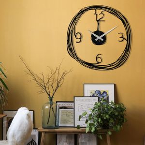 Wallity Gergo Black Decorative Metal Wall Clock