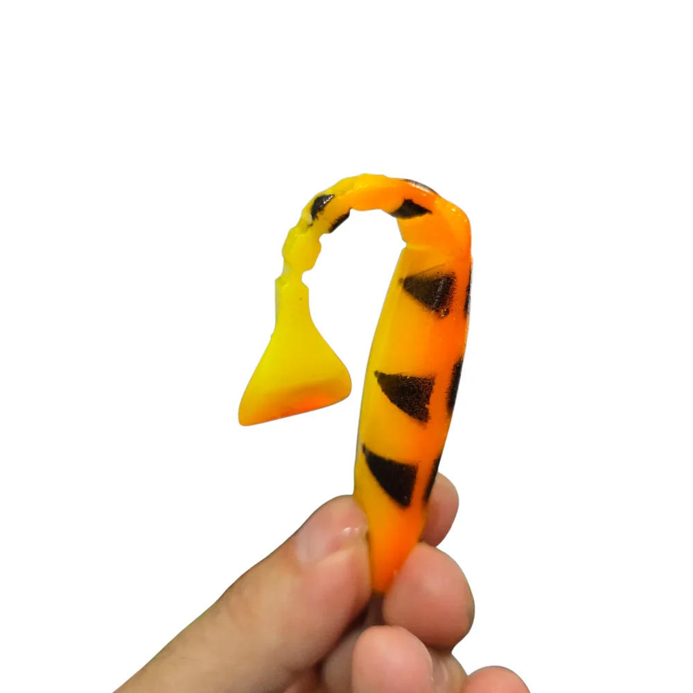 KANI silikonska varalica Shad 8cm 4g - Golden Ambulance slika 2