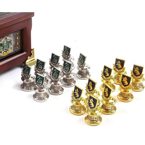 NOBLE COLLECTION - HARRY POTTER - COLLECTABLES - QUIDDITCH CHESS SET SILVER & GO slika 3