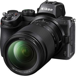 Nikon Z 5 + 24-200 f/4.5-6.3