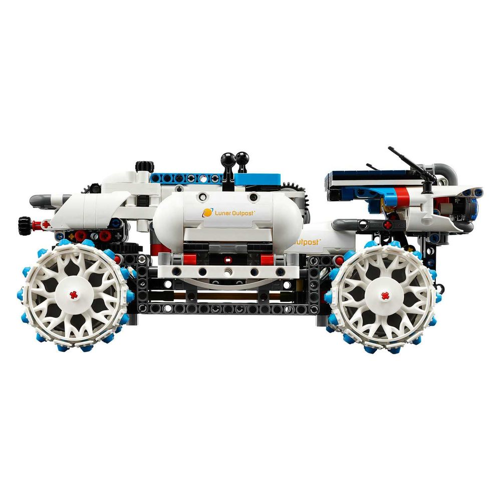 LEGO 42211 Lunar Outpost® Moon Rover slika 4