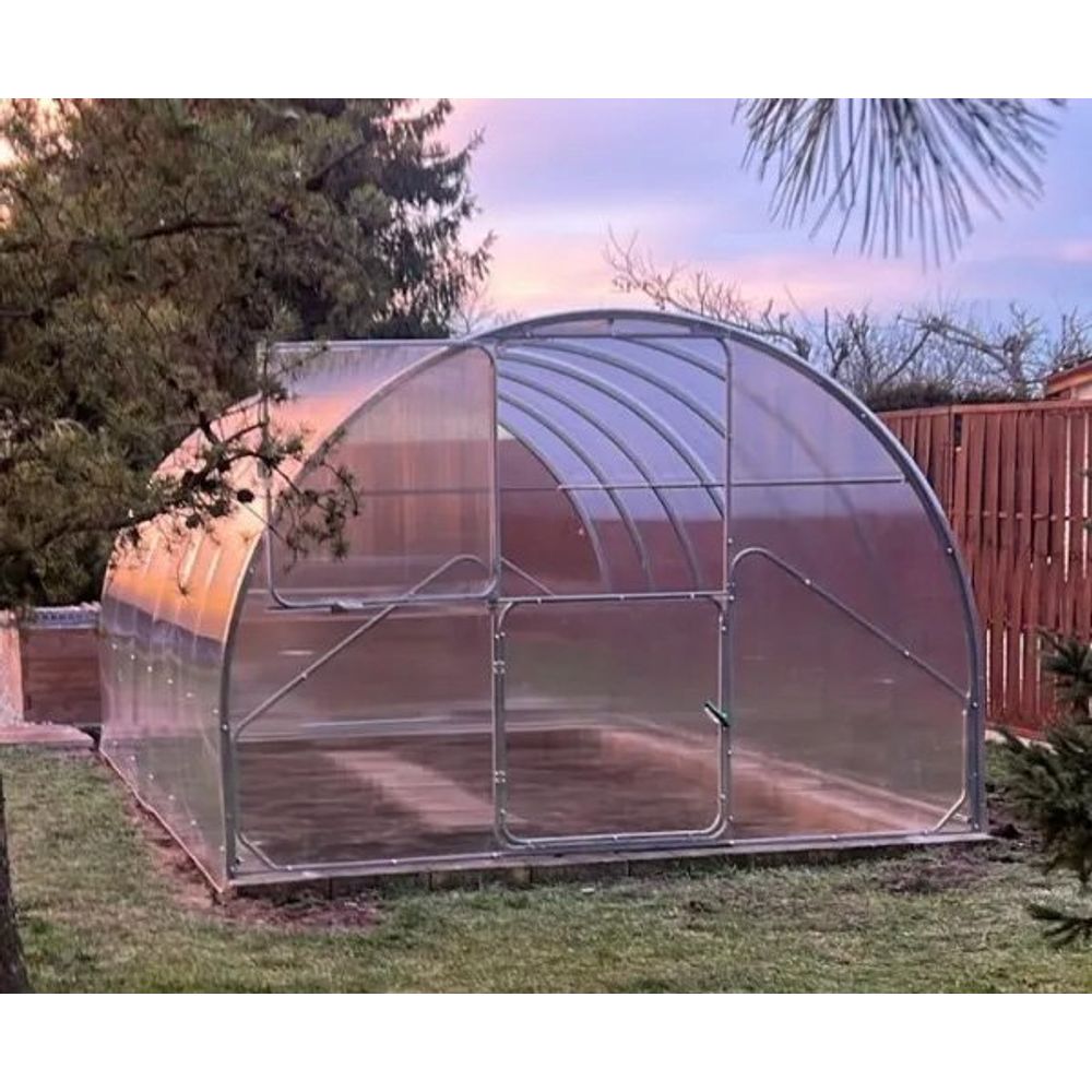 Metalni plastenik GAUDI 3.14m x 6m, razmak 0,67m, polykarbonat 6mm slika 8