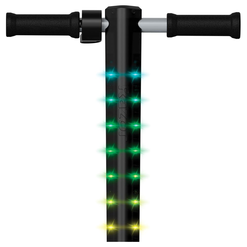 Razor Dječiji električni romobil Power Core E90 Lightshow slika 12