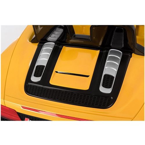 Licencirani auto na akumulator Audi R8 Spyder - žuti/lakirani slika 2