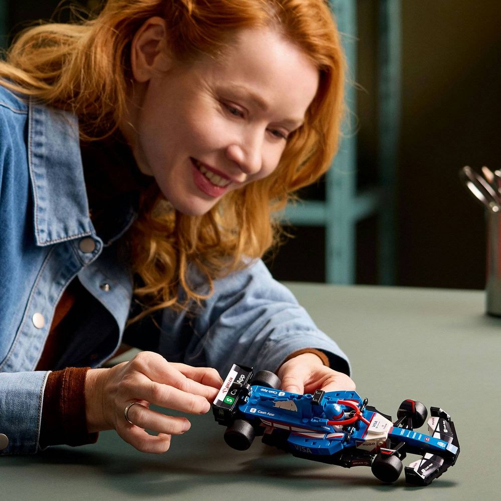 LEGO 77246 Visa Cash App Rb Vcarb 01 F1® Trkaći auto slika 8