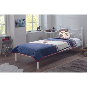 Royal (90-100 Cm) Blue
White
Red Young Bedspread Set