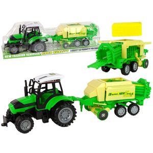 Zeleni traktor s prešom za baliranje