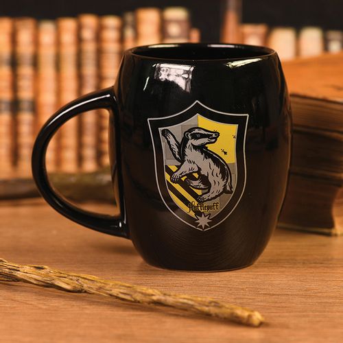 PYRAMID HARRY POTTER (HUFFLEPUFF) OVAL MUG slika 4